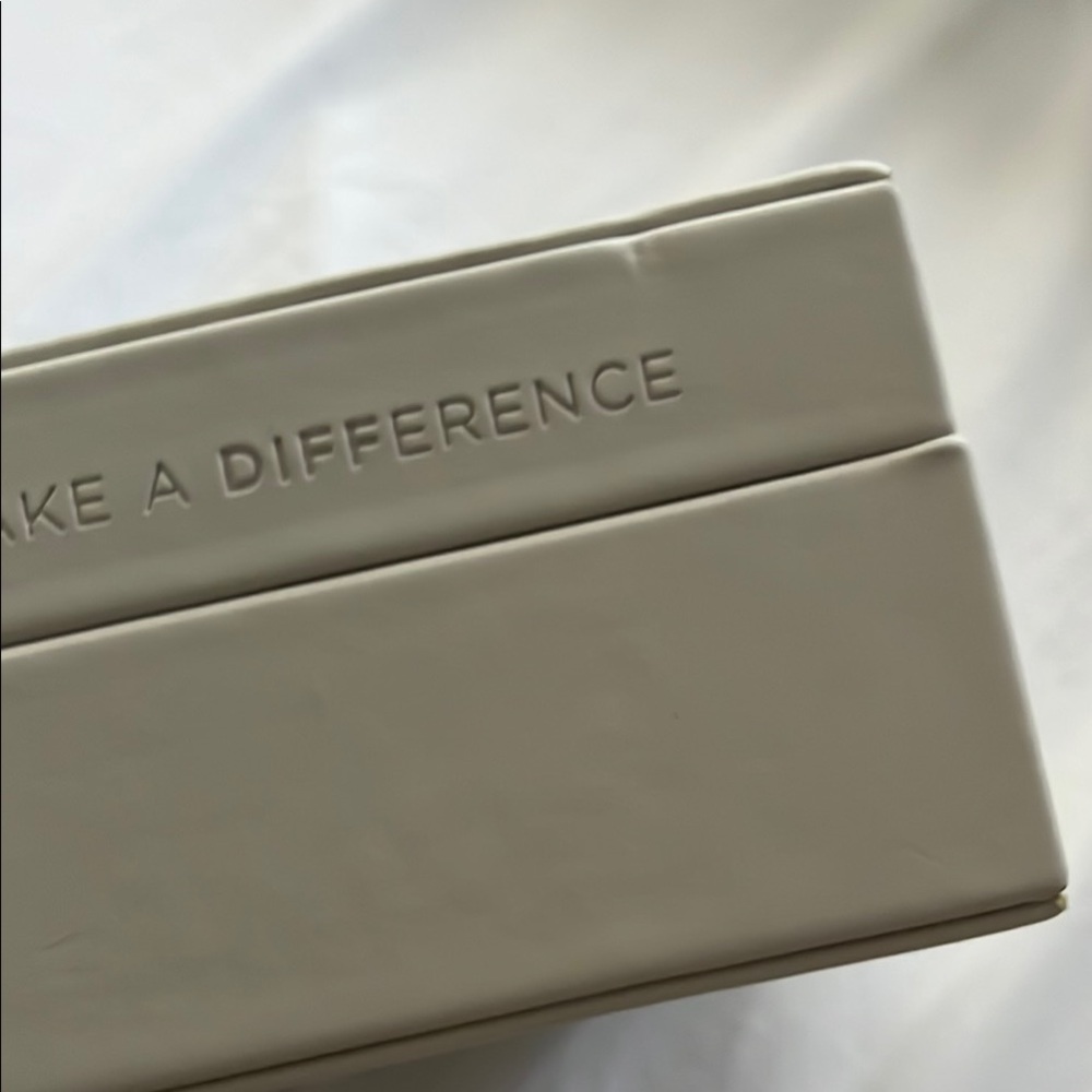 Diff Cream Sunglasses Vanity Box - image 8